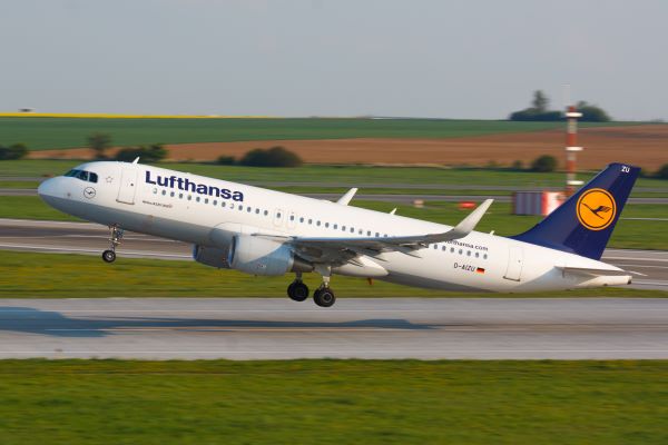 Llamar por teléfono a Lufthansa